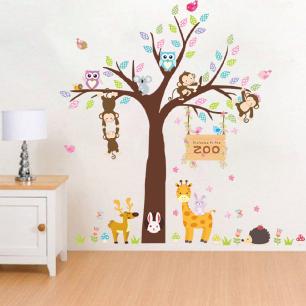 Sticker zoo arbre géant avec singes, hiboux et girafe